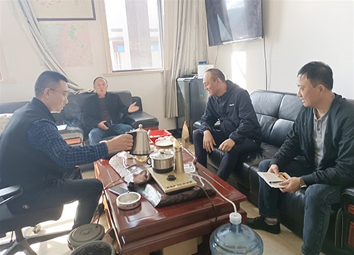 縣科工信局領(lǐng)導到廠視察